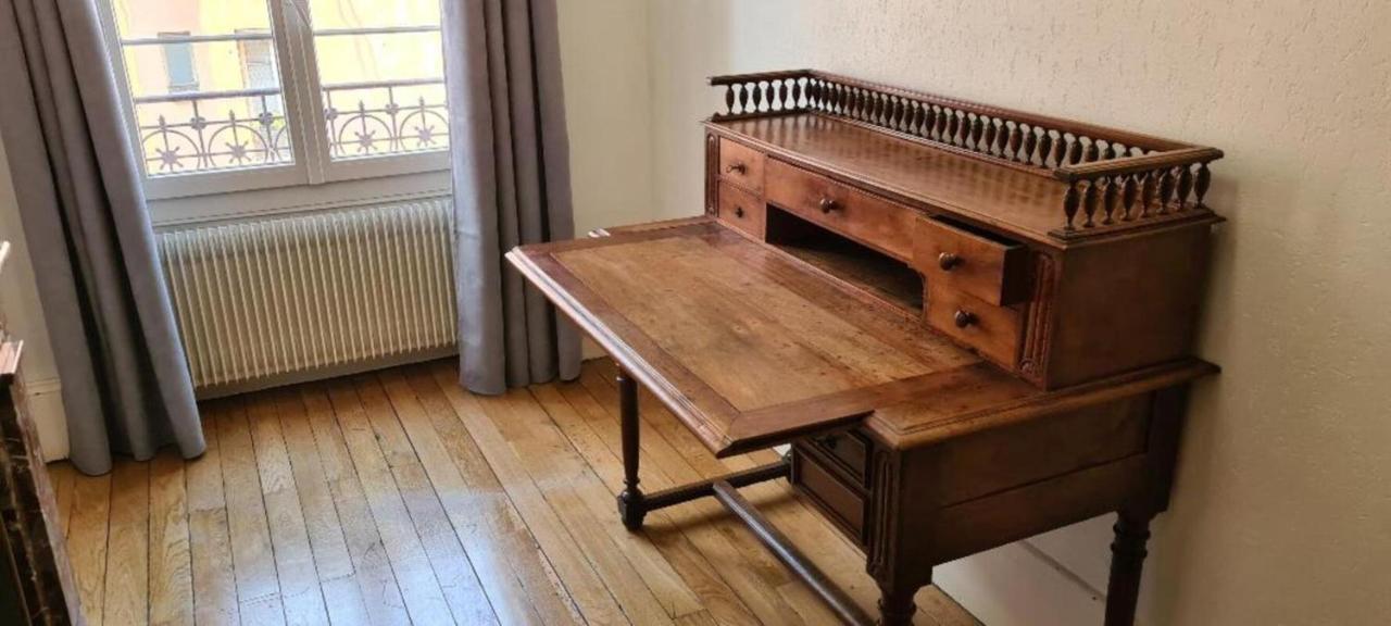 Porte Du Vieux Lyon, Vue Sur La Saone Apartamento *